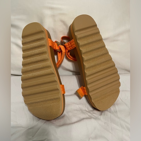REEF CUSHION REM HI size 7 in Orange - Picture 7 of 7